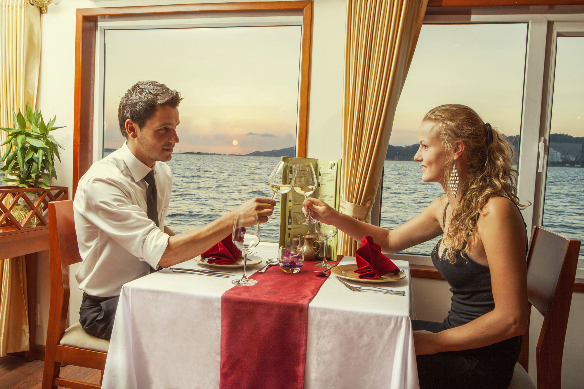 Huong Hai Sealife Cruise Ha Long Zewnętrze zdjęcie